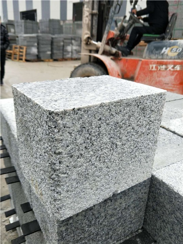 G602 Gray Granite Kerbstone, Bushhammered Palisade