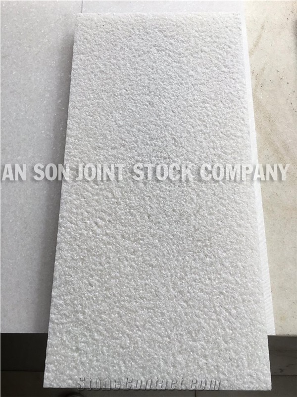 Good Quality Hammered White Marble Wall Tiles