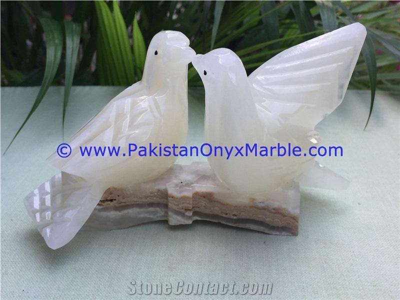Onyx Carved Onyx Dove Statue