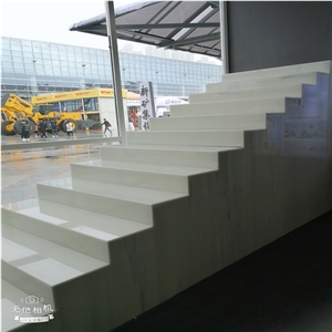 Kartso Nano White Glass Stone Panel Stairs