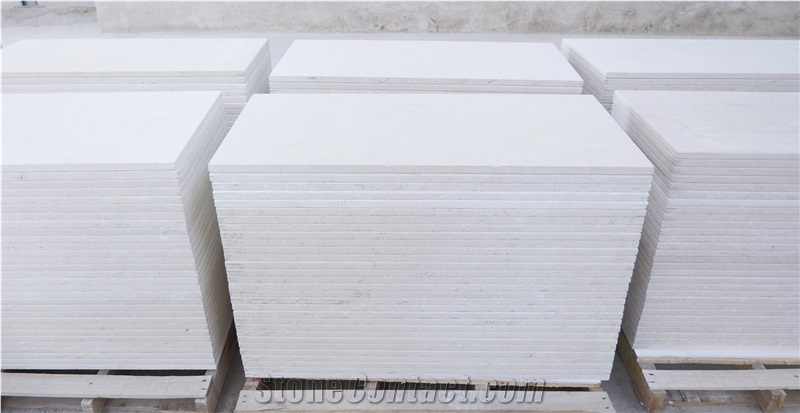 Caliza Alba White Limestone Tiles