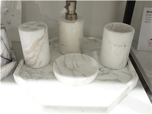 Milas Lilac Marble Bath Accessories