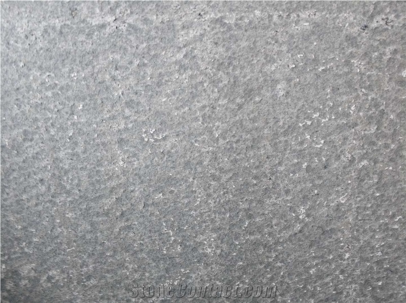 China Cheap Mongolia Black Granite Flamed Tiles