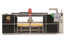 Helios Cut 500 fast and performing 5 interpolated axes bridge saw