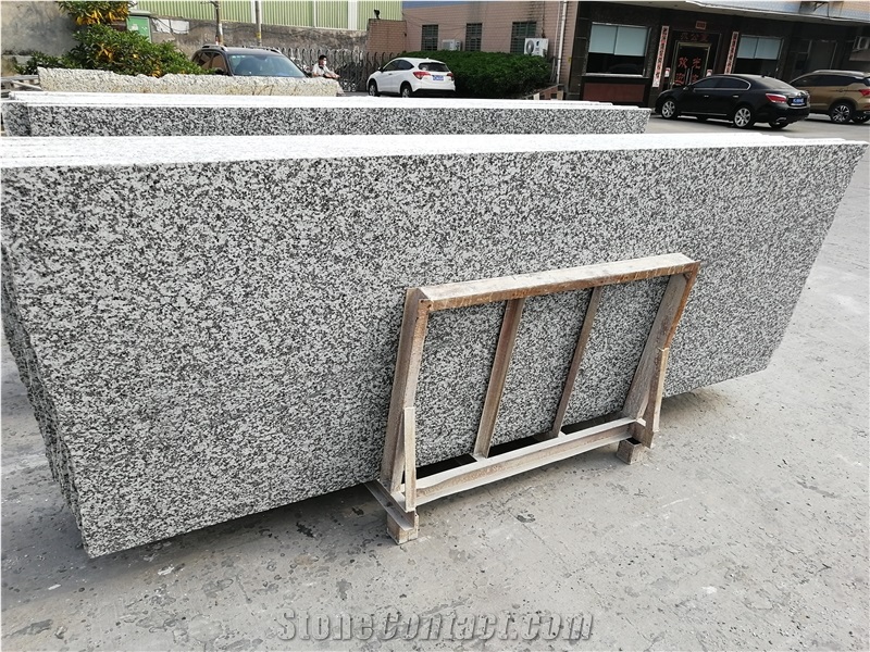 G439 Big Flower White China Granite Slabs Tiles