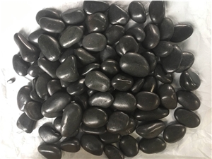 China Cheap Black Pebble Stone Polished