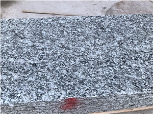 Chinese Seawave Spray White Granite Tiles