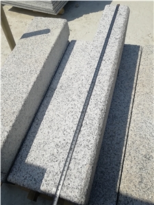 China Cheapest Grey Granite Road Side Kerbs Stone