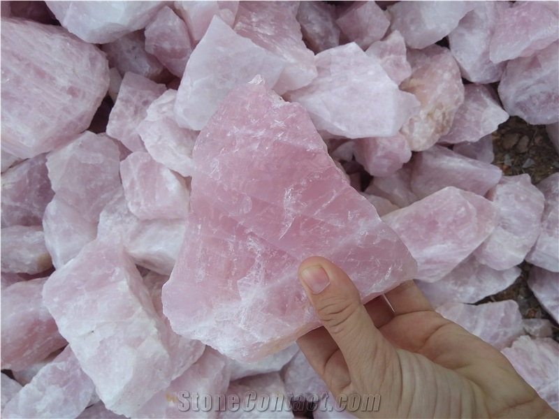 Pink Quartz Gemstone