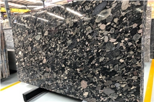 Yuhua Stone Granite Slabs