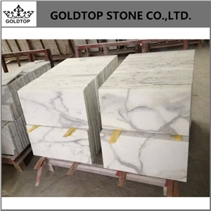 Calcatta Gold White Marble Flooring Statuary White