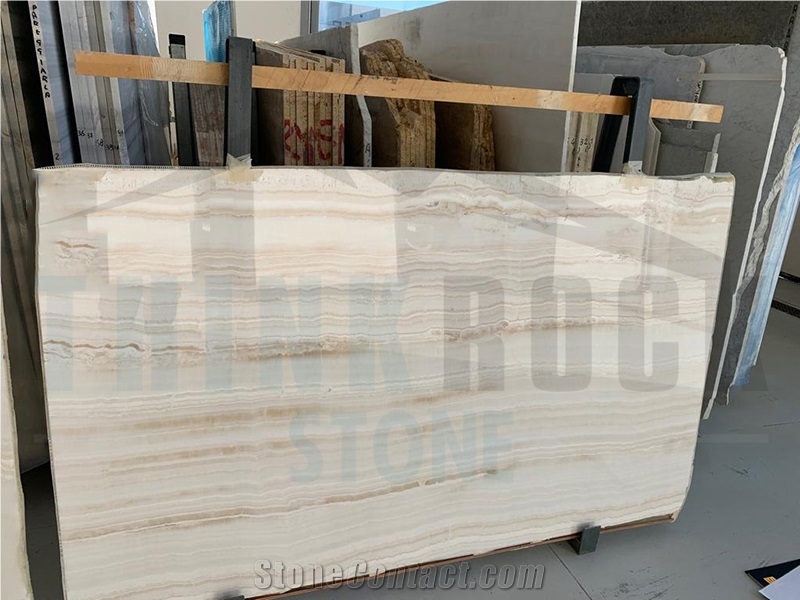 Eqvator White Marble Slabs from Turkey