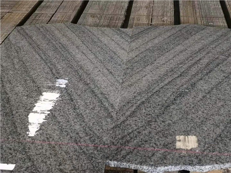 New-China Viscont White Granite Tiles Bianco Sand River Granite Bookmatched