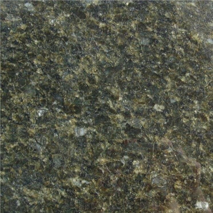 Verde Ubatuba Granite Kitchen Countertop