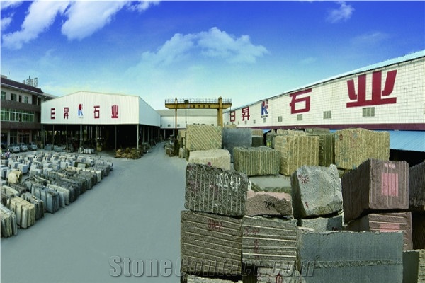 Zhangpu Rust Granite Slabs
