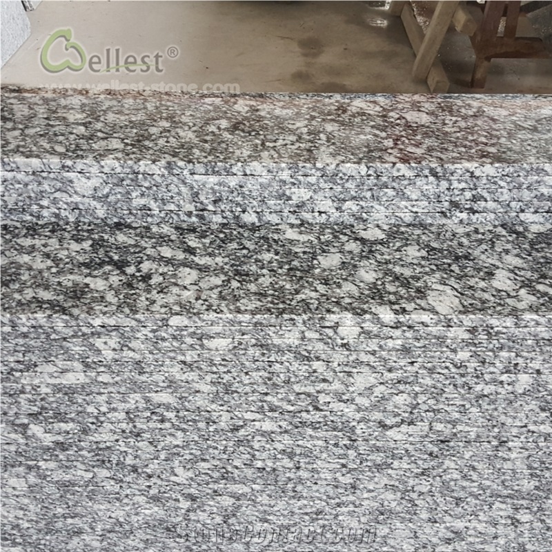 China Spray White Granite Floor Tiles Slabs