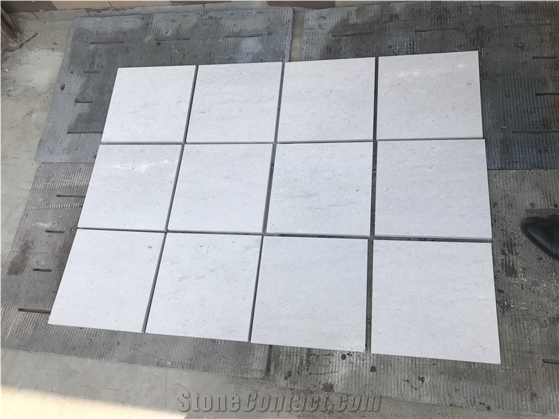 China Polar White Travertine Honed Tiles