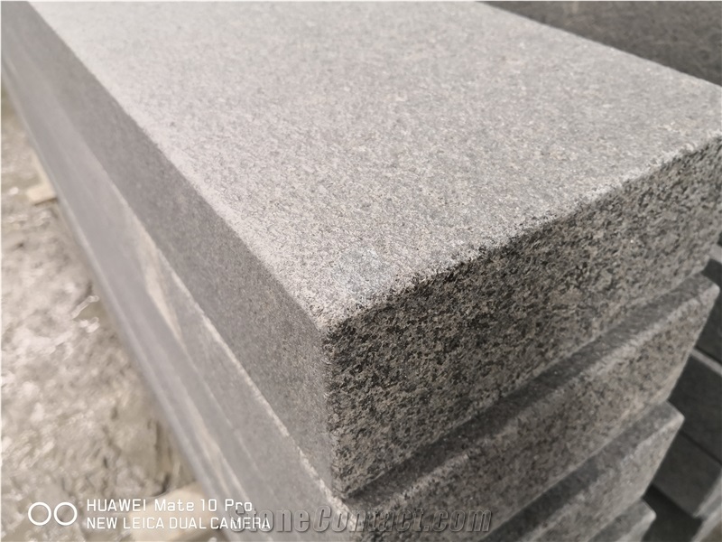 China New G684 Granite Staircase Tiles