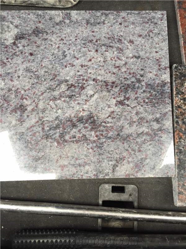 China Kinmaw Granite for Bathroom Tiles Slabs