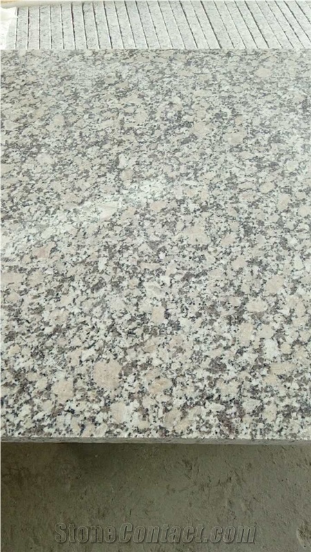 China Lihua Red Granite for Wall Cladding