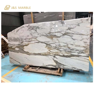 Calacatta Gold Marble for Indoor or Outdoor