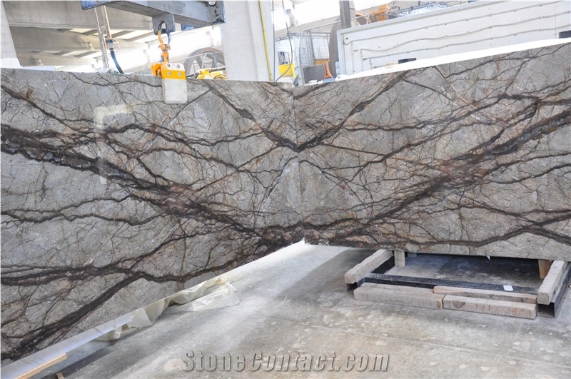 Bookmatched Marble Slabs