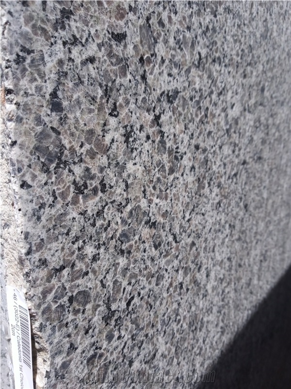 Granite New Caledonia Slabs