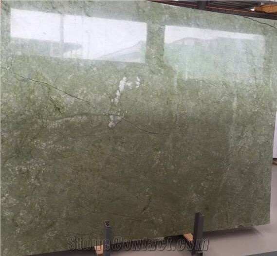 Ming Green Marble with a Litter White High Quality
