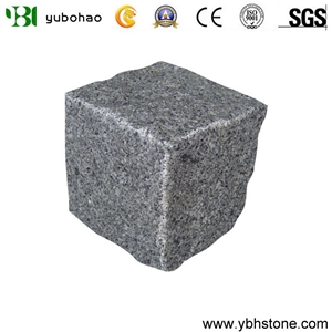Sesame White/Natural Granite Cubestone Of Roadside