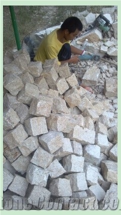 Yellow Rustic Granite Cube Paving Cobble Stone