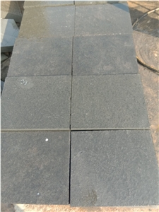China Black Basalt Paving Tile