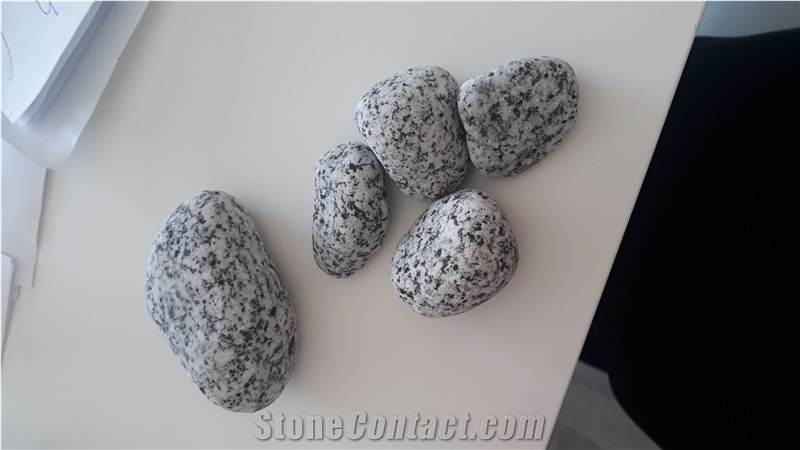Bergama Grey Granite Pebbles