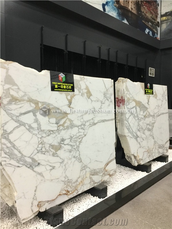 Bookmatch Italy Calacatta Gold Marble Slabs