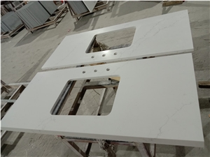 Polished White Calacatta Quartz Countertop