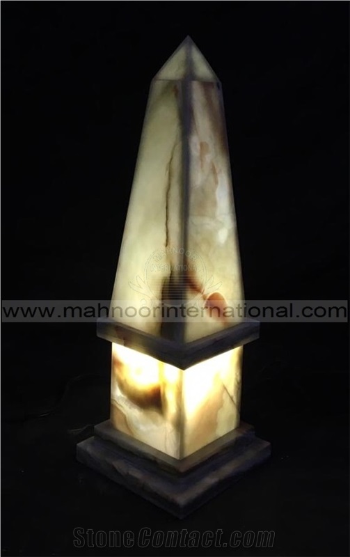 Onyx /Calcite Lamp Obeslik
