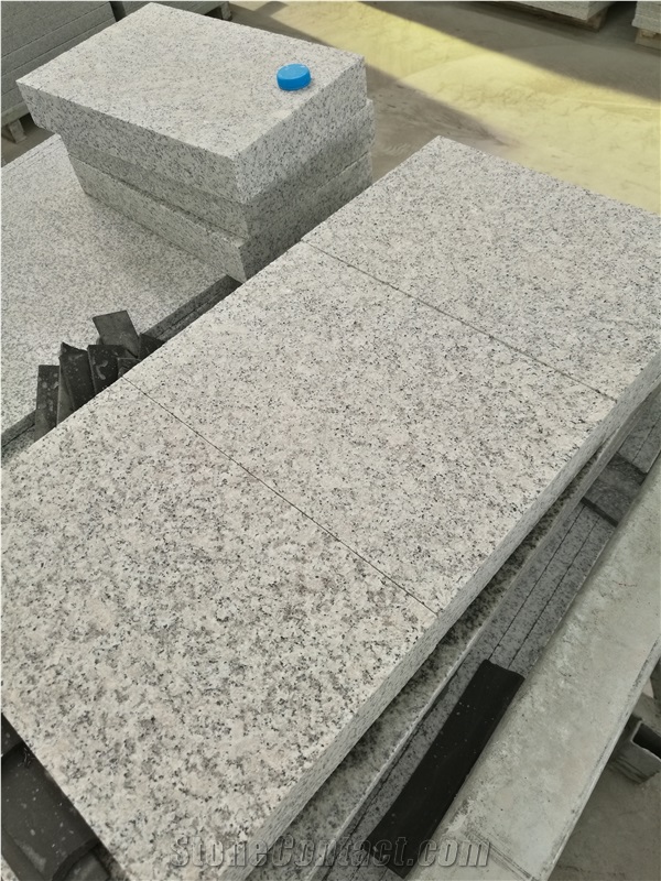 Light Grey Granite Bianco Crystal G602 Tiles&Slabs