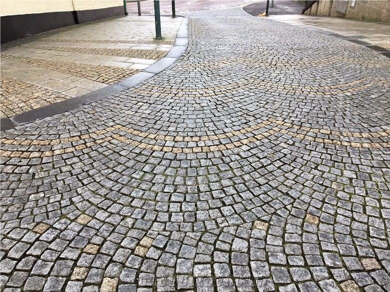 Grey and Yellow Cobble Stones Cobble Pavers
