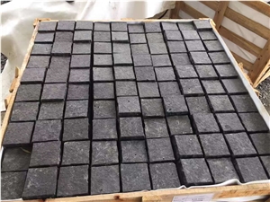 Zhangpu Black Basalt Flamed Cube Stone Pavers