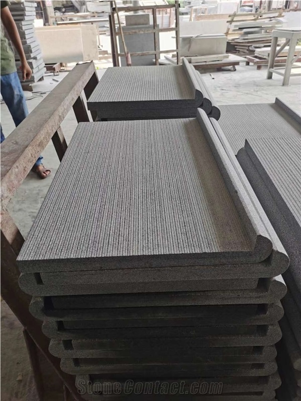 China Cheap Dark Grey G654 Granite Pool Coping