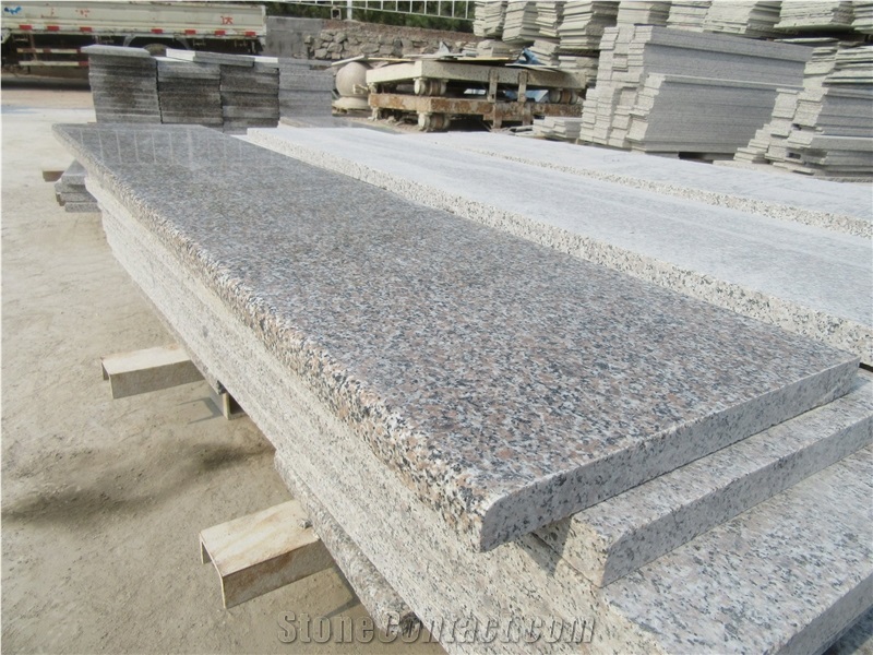 Rose Al-Nasr Granite Steps