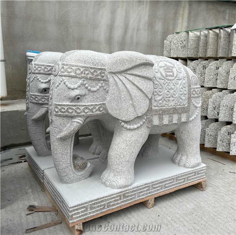 Xia Red Granite Animal Elephant Garden Carving
