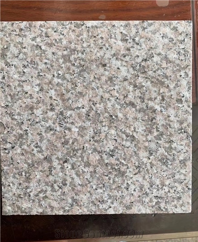 Sakura Red Granite Slab and Tiles for Project