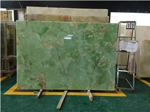 Verde Afghanistan Onyx Slab for Project