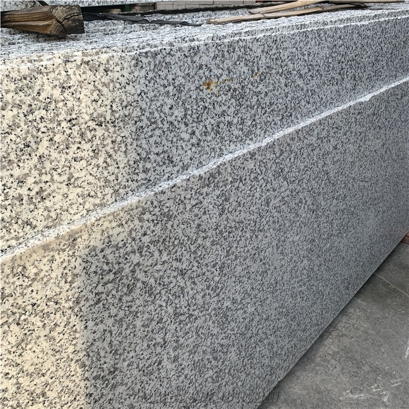 Ivory White Granite Slabs for Commercial Building
