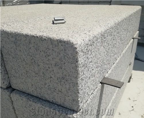 Natural Granite Stone Bollards Flamed Kerbs