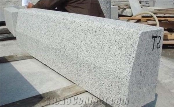 Natural Granite Stone Bollards Flamed Kerbs