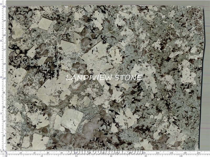 Branco Tourmaline Granite Everest White Tiles Slab