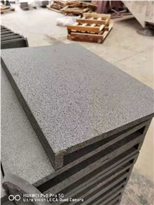 Hainan Black Basalt Grit #200/#400 Sawn Tile Pool