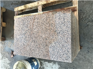 Padang Giallo/Golden Crystal G682 Granite Tiles