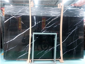 White Stripe in Black Marble